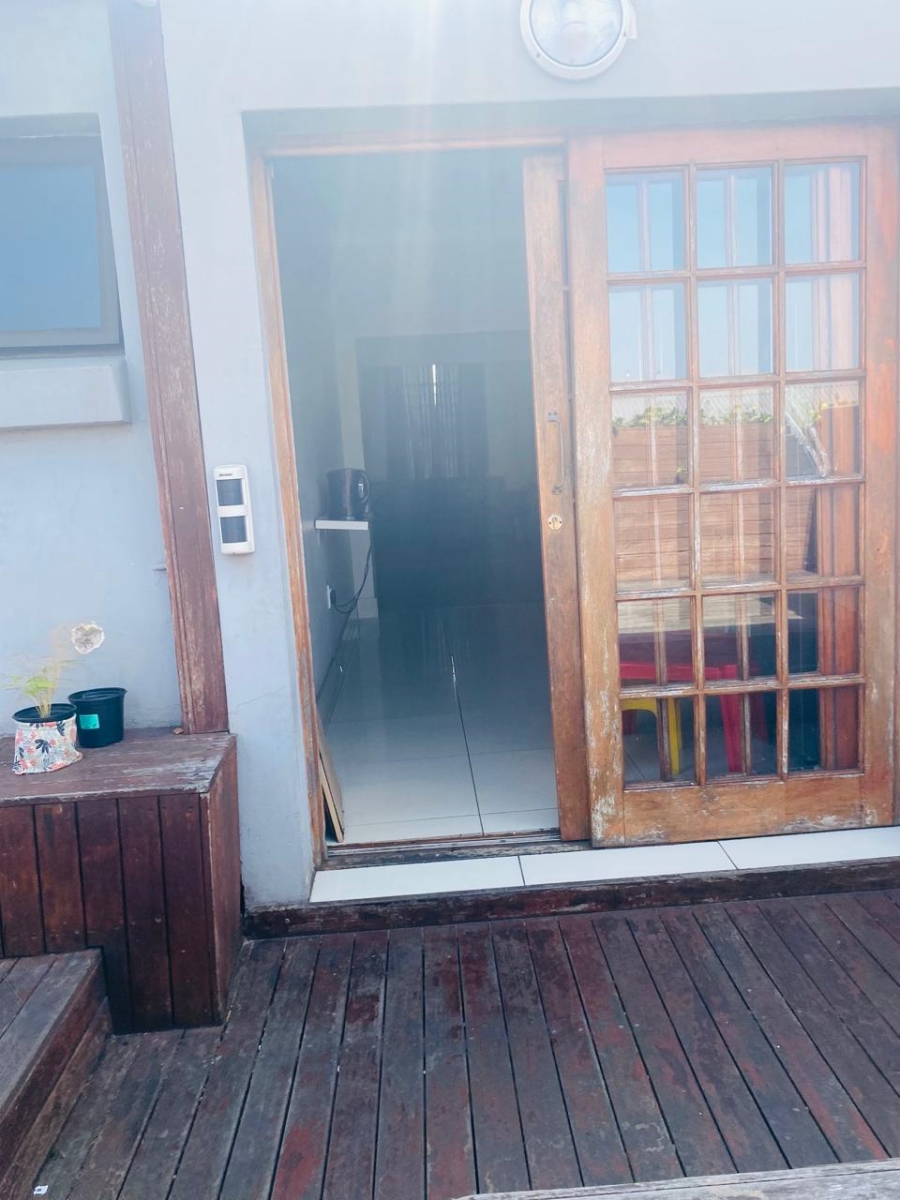 2 Bedroom Property for Sale in Richmond Hill Eastern Cape